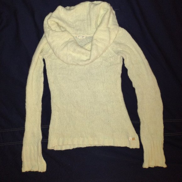 American Eagle Outfitters Sweaters - American Eagle Sweater